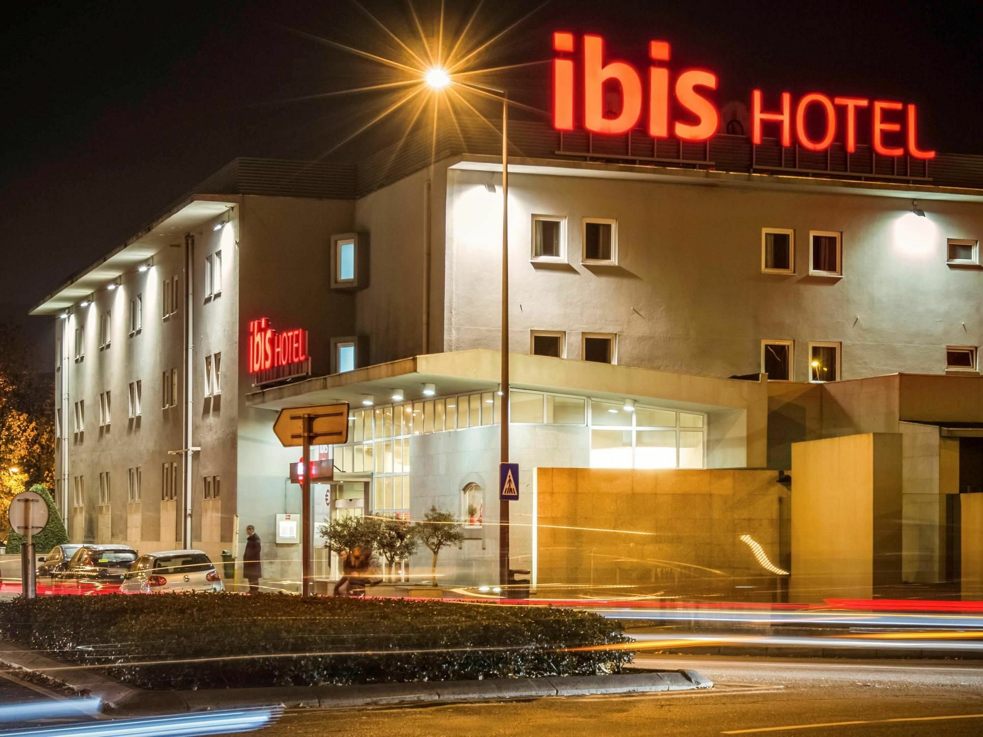 Hotel Ibis Guimaraes Ngoại thất bức ảnh